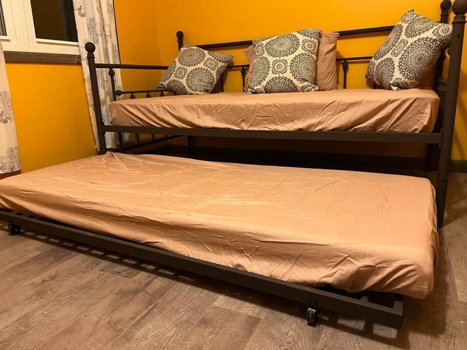 Near Cedar Point And Downtown Holiday home *
